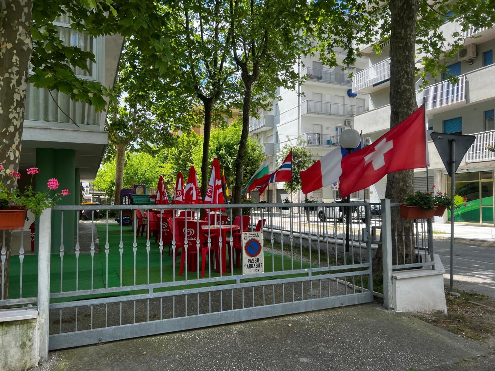 Hotel Napoleon Cesenatico Buitenkant foto