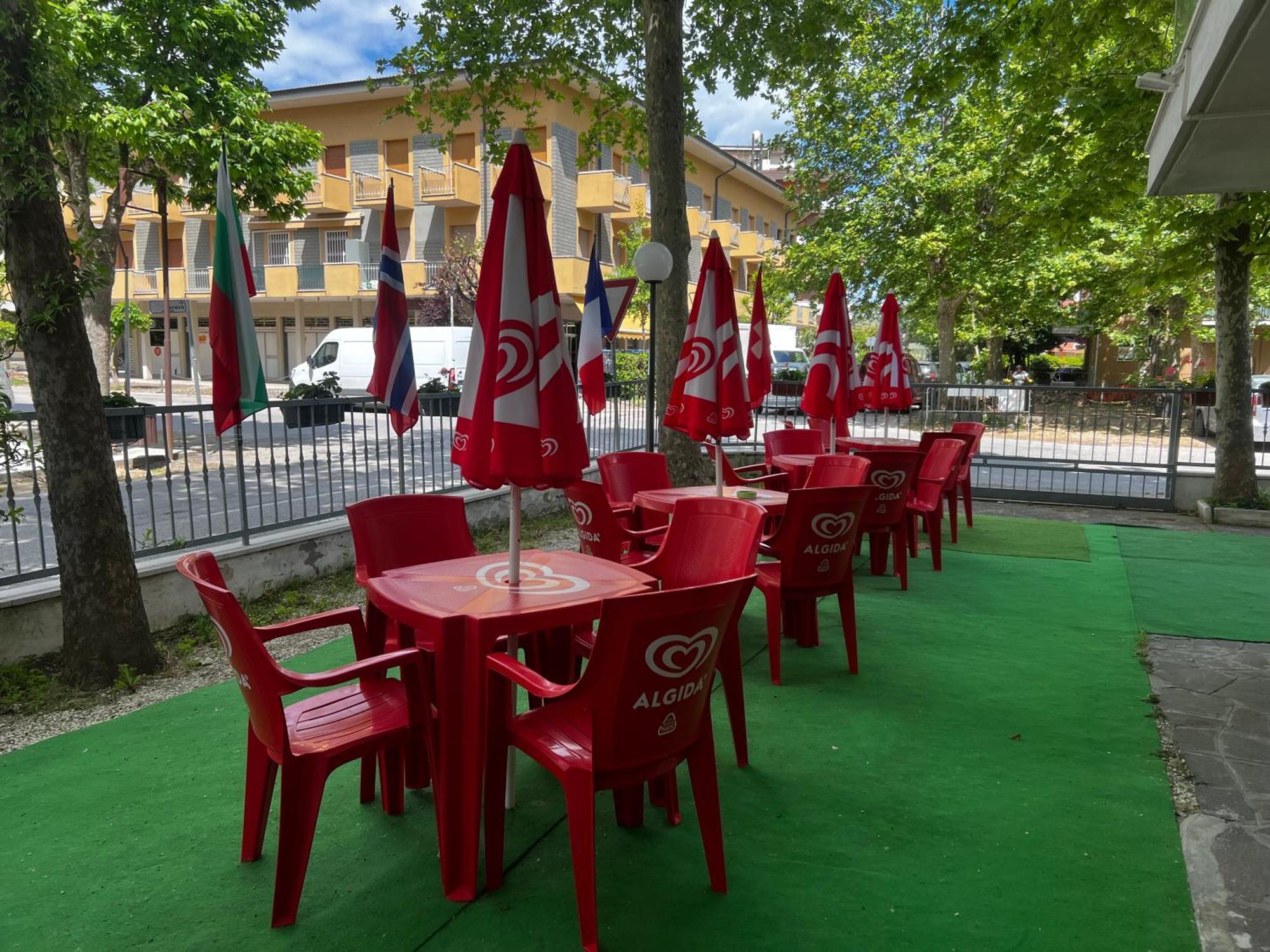 Hotel Napoleon Cesenatico Buitenkant foto