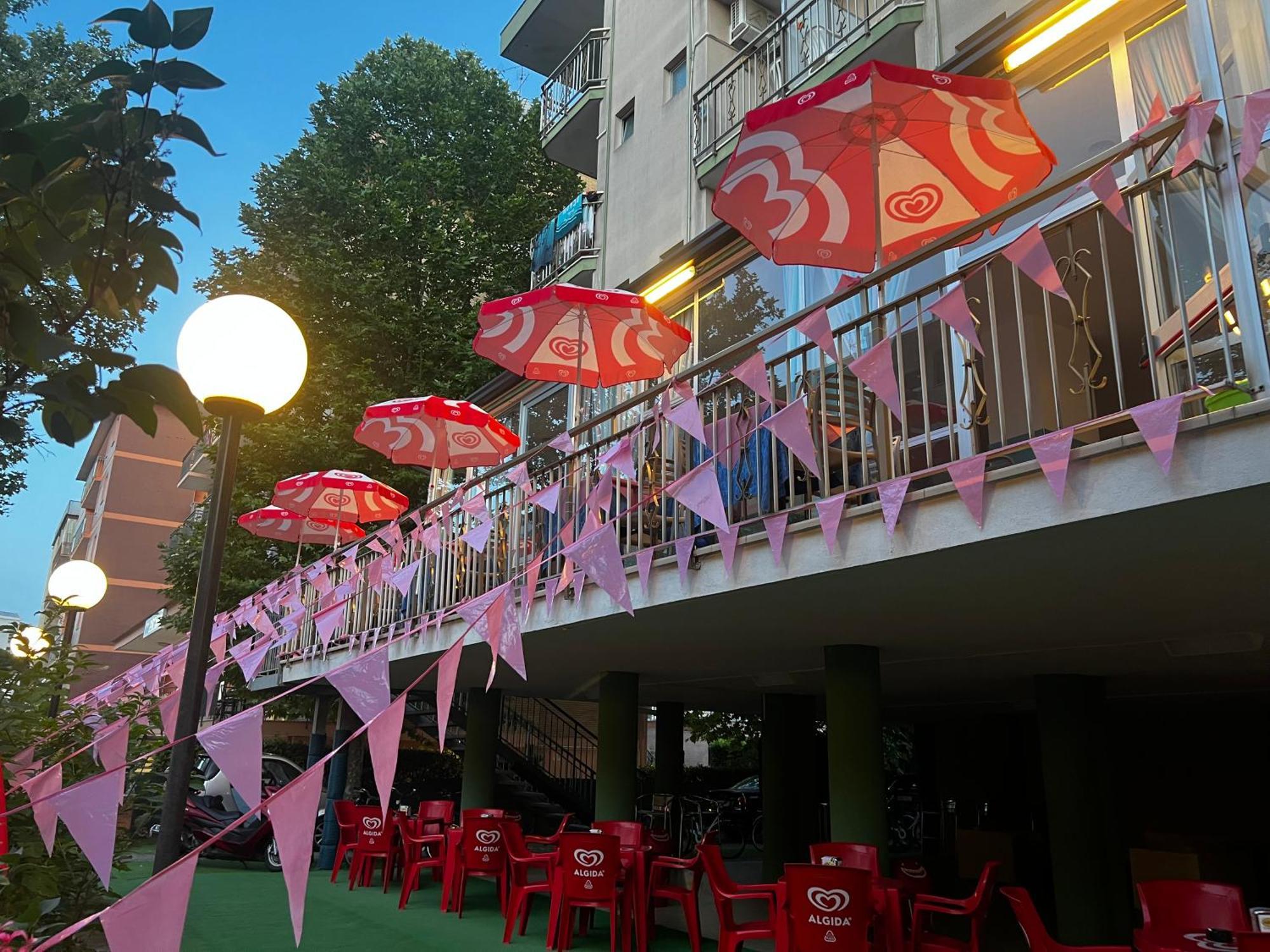 Hotel Napoleon Cesenatico Buitenkant foto