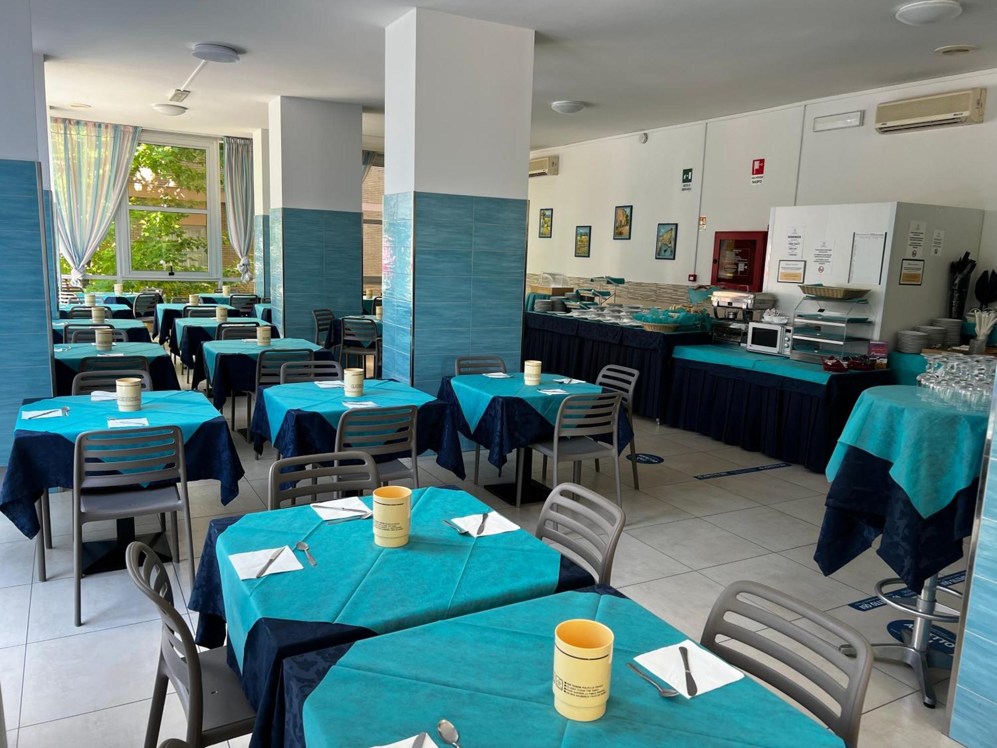 Hotel Napoleon Cesenatico Buitenkant foto